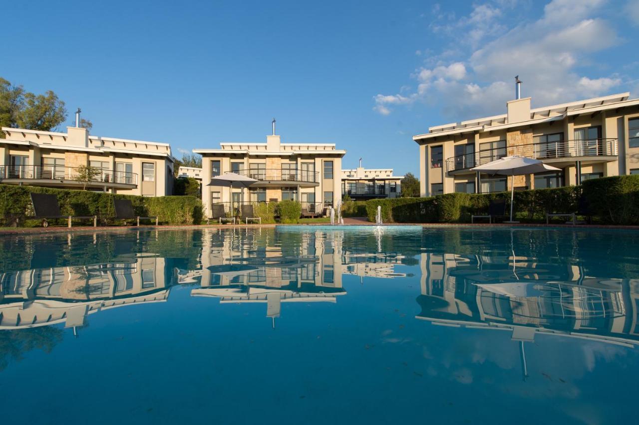 The Fairway Hotel, Spa & Golf Resort Randburg Екстер'єр фото