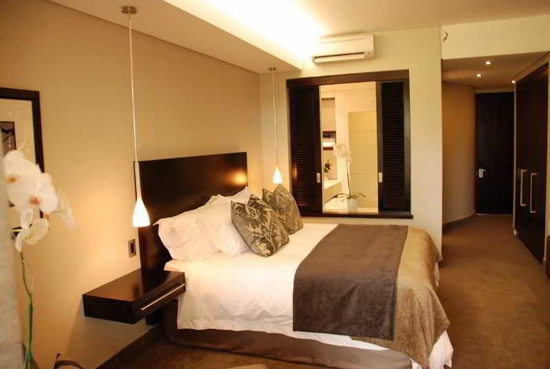 The Fairway Hotel, Spa & Golf Resort Randburg Екстер'єр фото