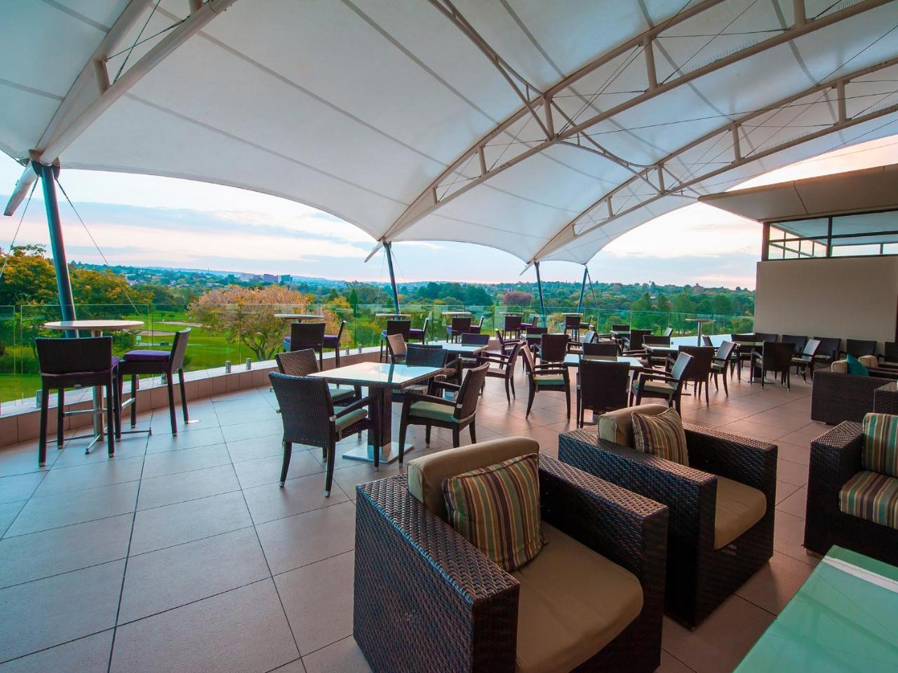 The Fairway Hotel, Spa & Golf Resort Randburg Екстер'єр фото