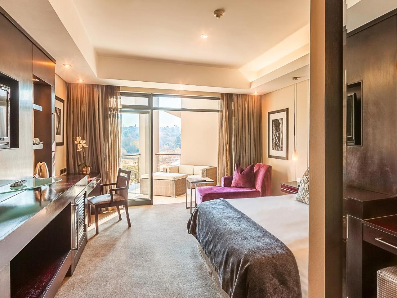 The Fairway Hotel, Spa & Golf Resort Randburg Екстер'єр фото